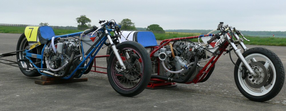 A pair of blown Triumphs, VMCC Sprint Honnington, 20-05-2012.